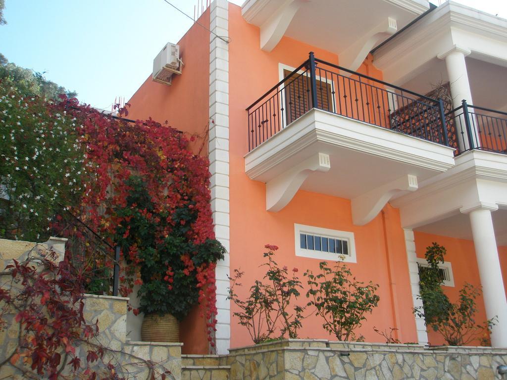 Nikas Villa Orange Apartments Parga Rum bild